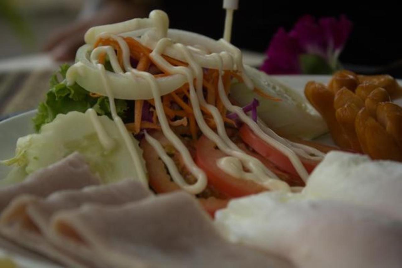 Hua Hin White Villa Hotel - Sha Certified Экстерьер фото